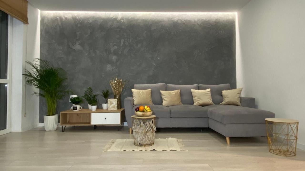 Apartament Plaza Park Przemysl Ngoại thất bức ảnh