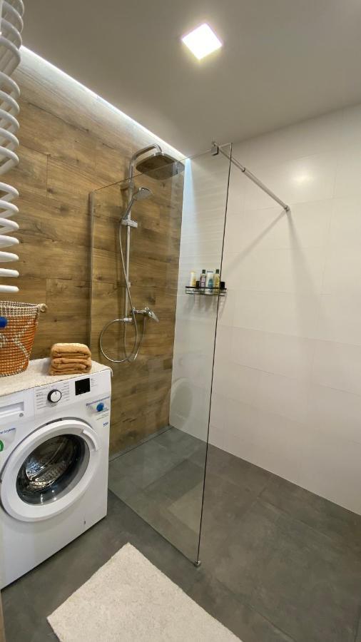 Apartament Plaza Park Przemysl Ngoại thất bức ảnh